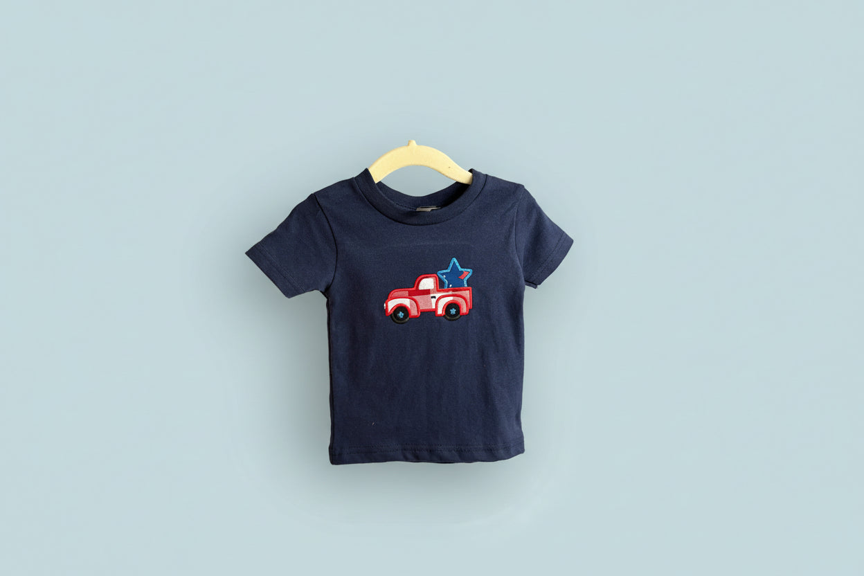 America truck appliqué T-shirt