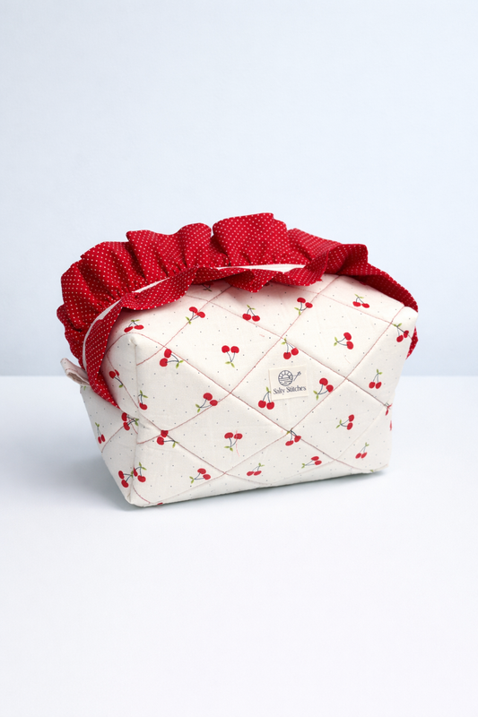 Large boxy pouch with ruffle